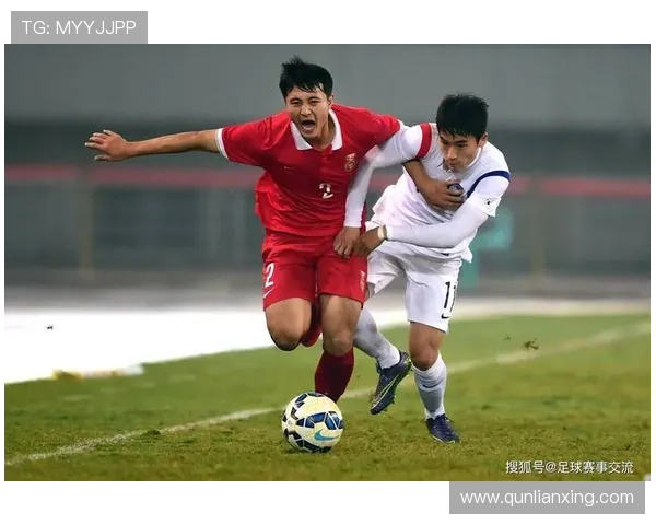 中国足球联赛迎来新赛季，豪门球队阵容更新争冠形势激烈