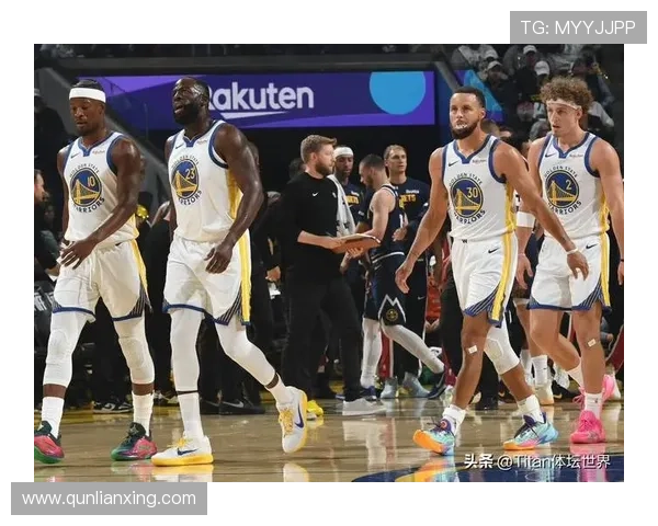 NBA最新动态:詹姆斯复出助湖人逆转勇士,库里砍下惊人三双创历史新高 NBA最新动态:詹姆斯复出助湖人逆转勇士,库里砍下惊人三双创历史新高