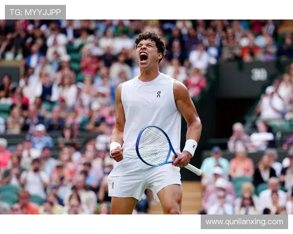 网球世界震撼：新星横空出世，挑战大满贯冠军宝座，未来可期