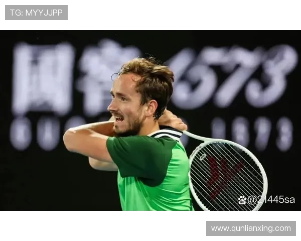 网球赛事精彩纷呈 新星崭露头角 老将坚守赛场成就传奇