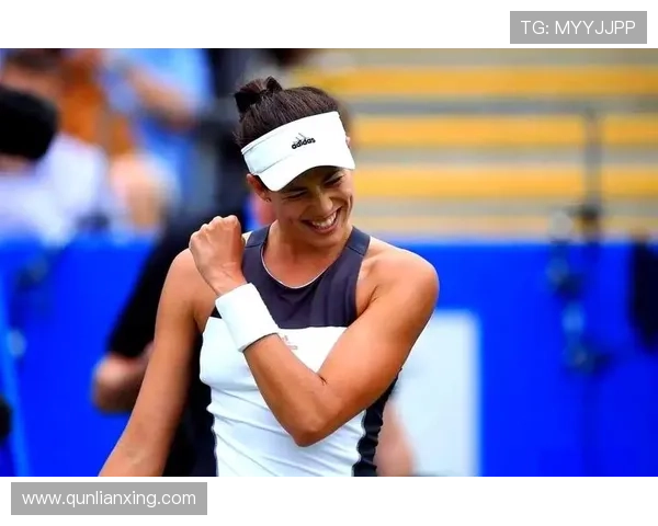 网球赛季精彩纷呈 多位顶级选手竞逐世界排名巅峰 网球赛季精彩纷呈 多位顶级选手竞逐世界排名巅峰