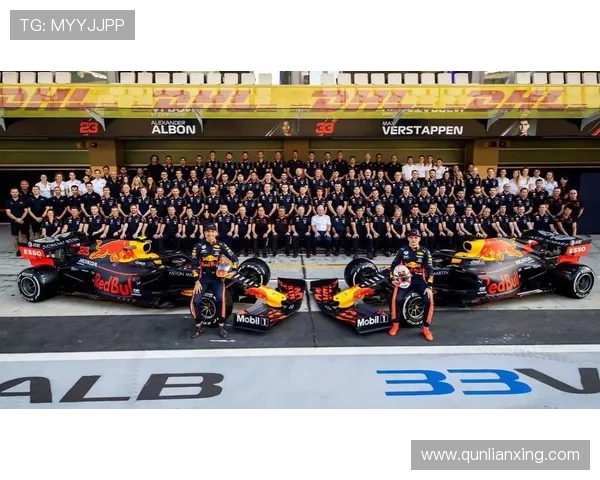 F1赛季精彩纷呈 红牛车队续写辉煌 梅赛德斯迎来重大挑战 F1赛季精彩纷呈 红牛车队续写辉煌 梅赛德斯迎来重大挑战