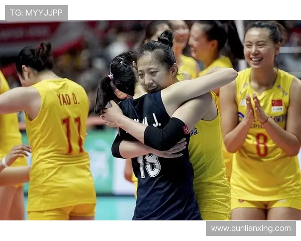 中国女排迎战世界杯劲敌 强势出击誓夺冠军 展现强大实力